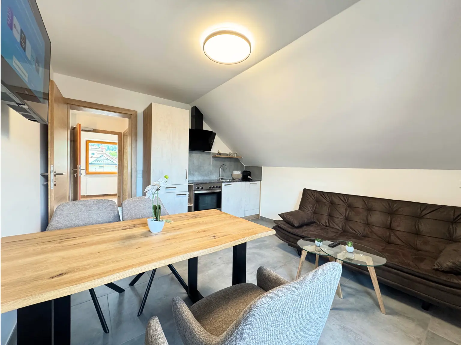 Gemütliches Schlafzimmer mit Kitchenette im 60 m² Apartment